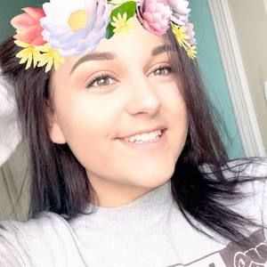 Meet your Posher, Katina